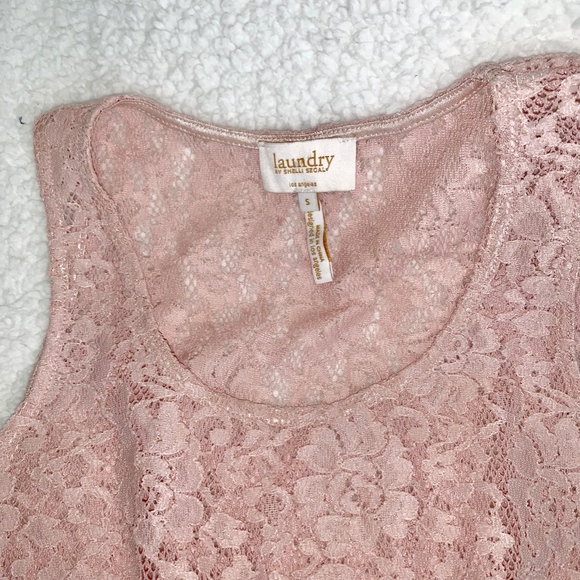 EUC- Laundry by Shelli Segal Sheer Lace Top! - Picture 5 of 5